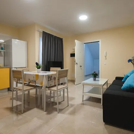 La Entallada * Las Playas